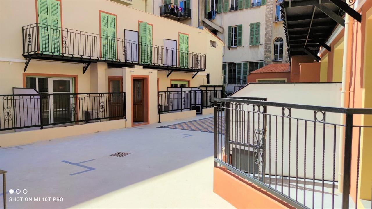 Appartement Delille Centre 09 *
